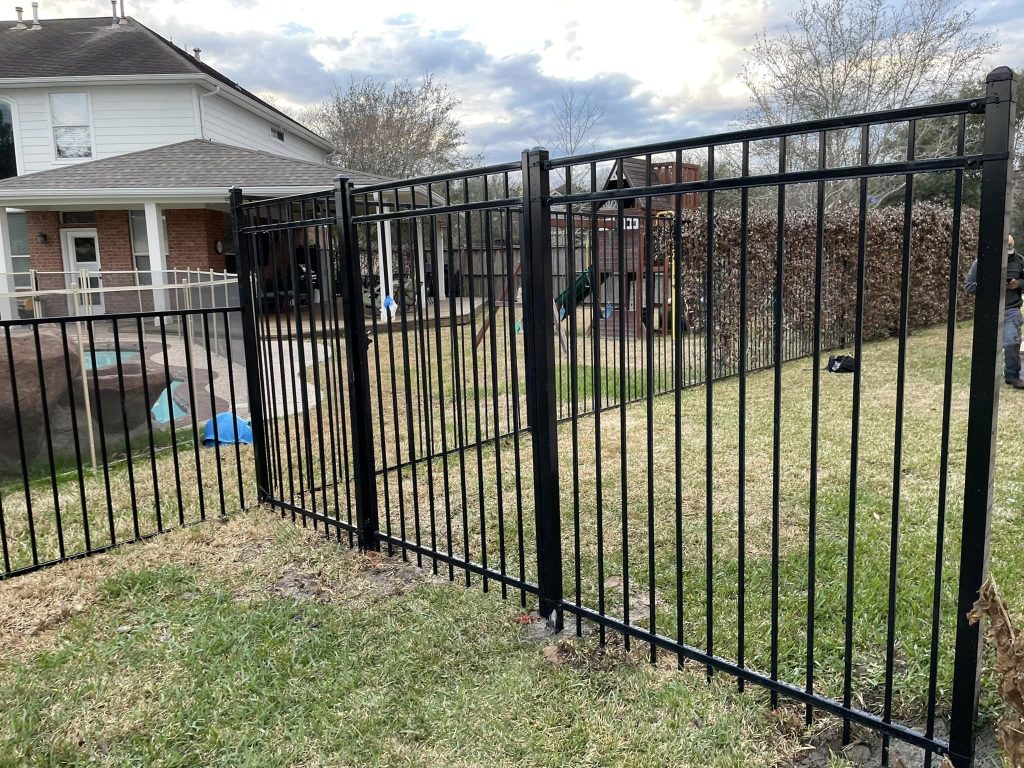 Lafayette, LA - Basin Fence