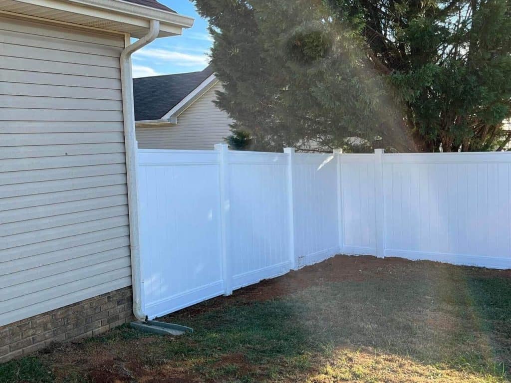 Lafayette residential and commercial vinyl fencing company